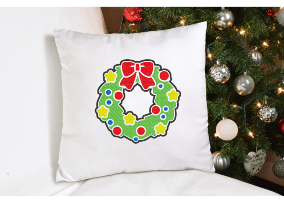 Christmas Wreath Sketch Stitch Review for Sweatshirt Embroidery